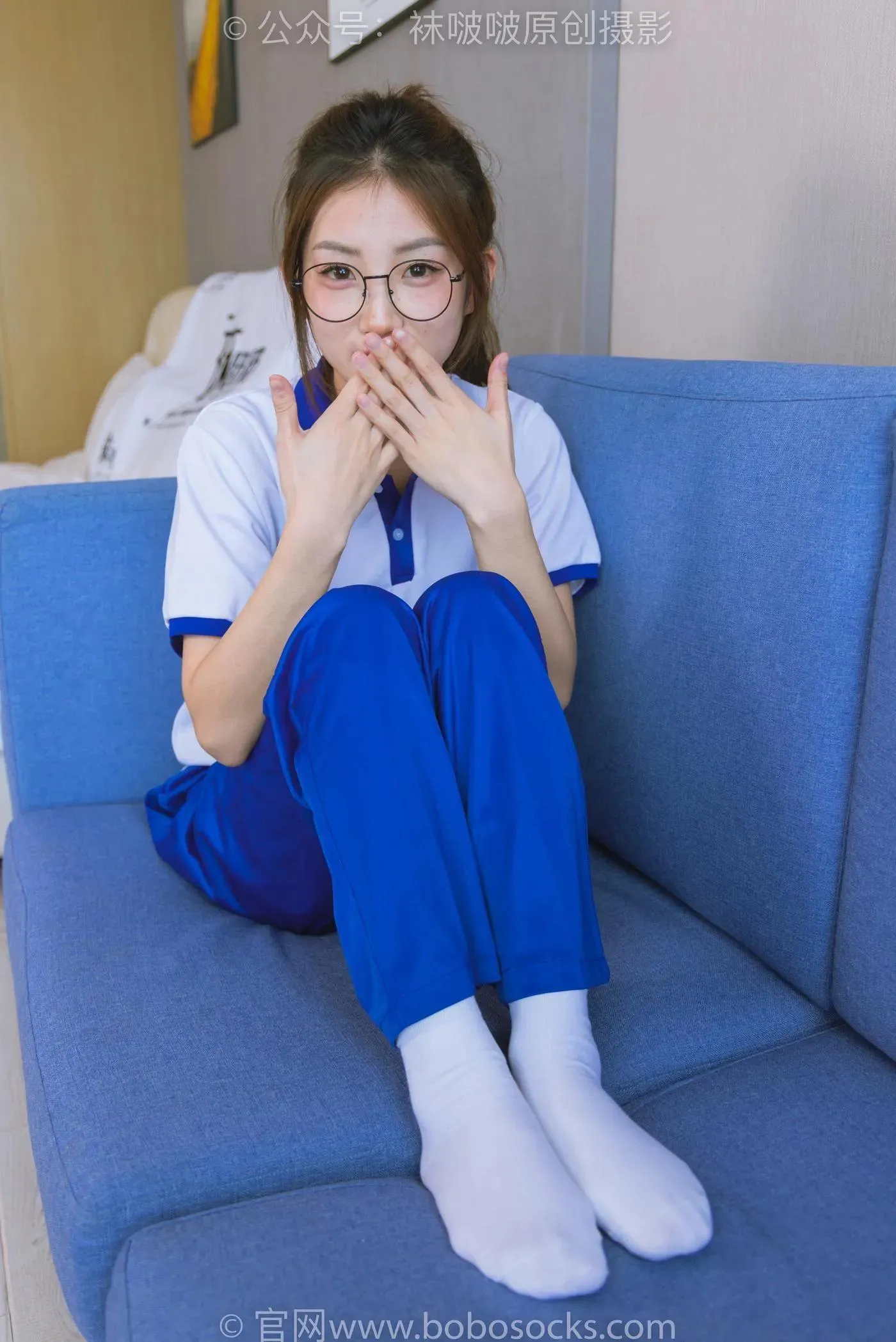 [BoBoSocks袜啵啵]NO.193 小沫-贝壳头板鞋、白棉袜、肉丝、校服裤里丝 [140P]插图
